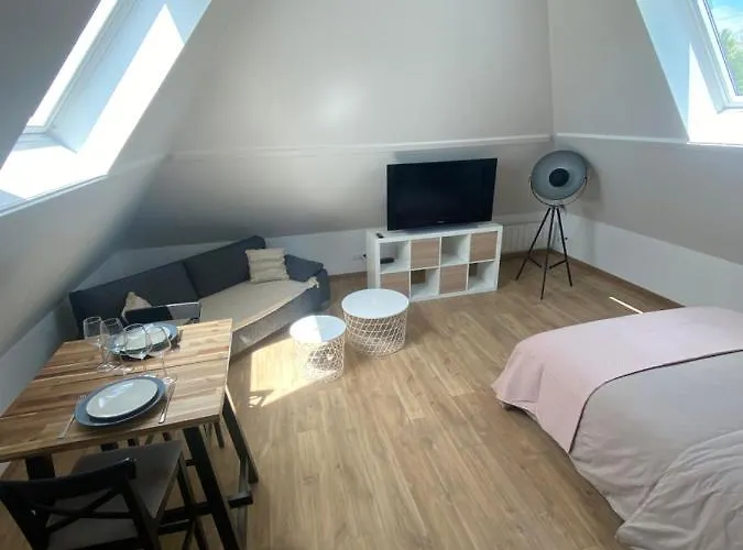 Entre Terre Et A Proximite De Honfleur * Équemauville