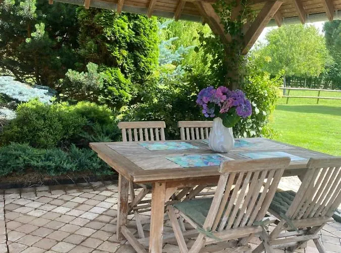 Entre Terre Et A Proximite De Honfleur Équemauville