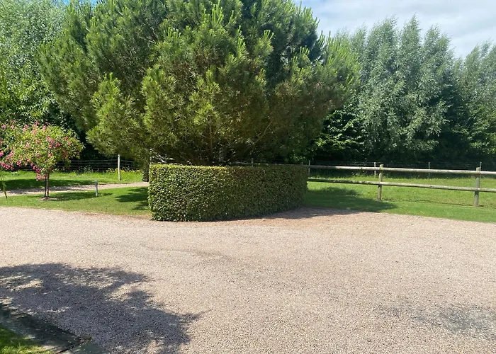 Prázdninový dům Entre Terre Et A Proximite De Honfleur